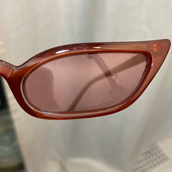 Cleo Nicci Cat-Eyes 90s Sunglasses In Dark Red - Picture 8 of 9